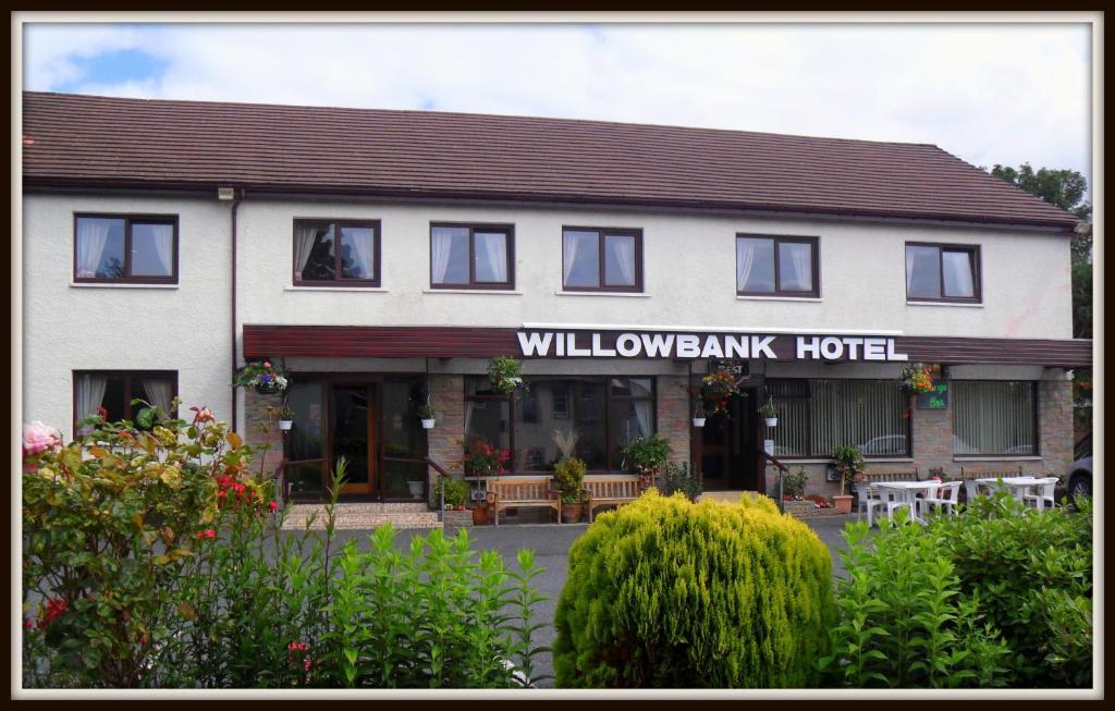 לארגס Willowbank Hotel מראה חיצוני תמונה