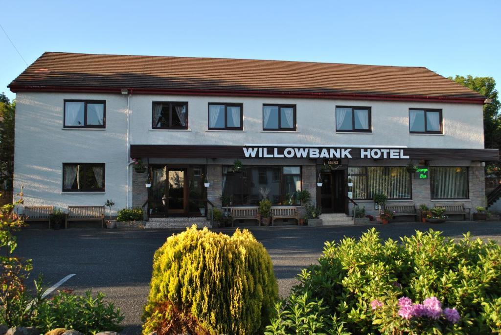 לארגס Willowbank Hotel מראה חיצוני תמונה